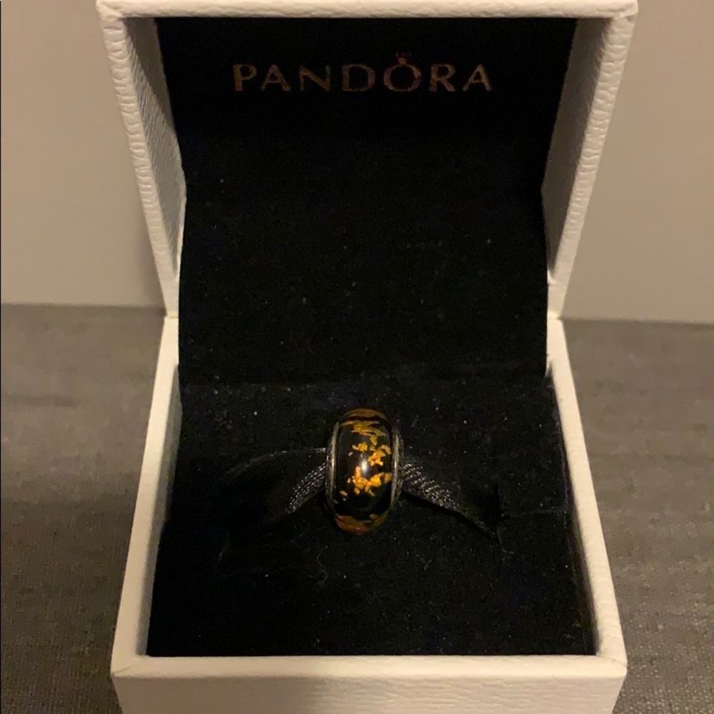 Pandora gold flakes Meriano glass charm